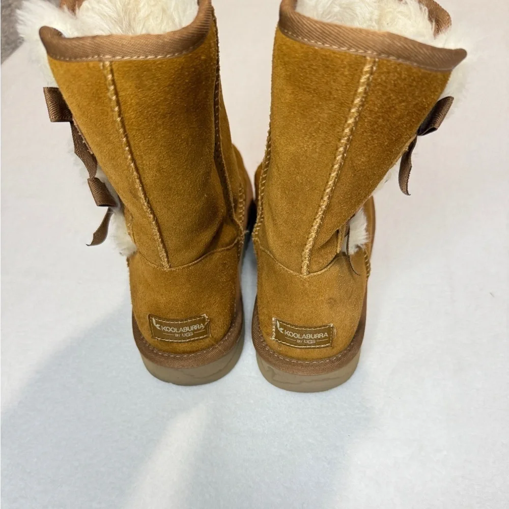 Koolaburra by Ugg Size 7 Brown Short Bow Boots